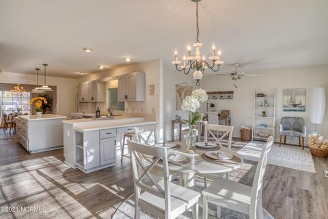 640 Captain Beam Blvd, Hampstead, NC 28443 photo 15