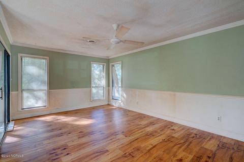 102 Holly Tree Ln, Hampstead, NC 28443 photo 5