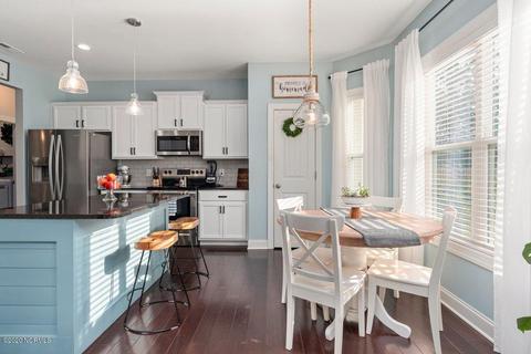 142 Bounty Ct, Hampstead, NC 28443 photo 10