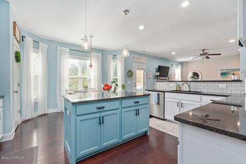 142 Bounty Ct, Hampstead, NC 28443 photo 11