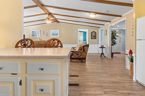 313 King Dr, Hampstead, NC 28443 photo 7