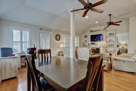 620 Castle Bay Dr, Hampstead, NC 28443 photo 12