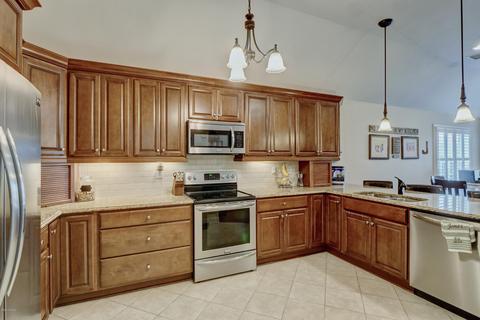 620 Castle Bay Dr, Hampstead, NC 28443 photo 11