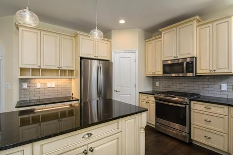 664 Avila Ave, Hampstead, NC 28443 photo 8