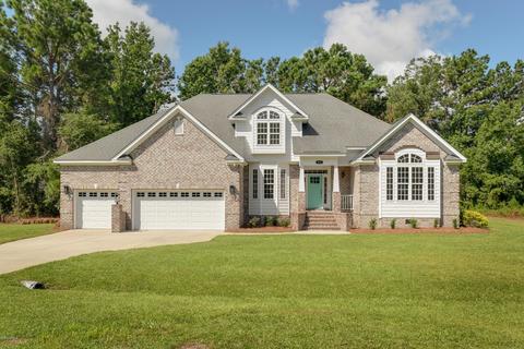 664 Avila Ave, Hampstead, NC 28443 photo 1