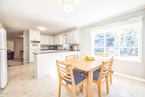 705 Pine St, Hampstead, NC 28443 photo 7