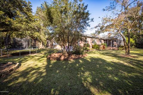 705 Pine St, Hampstead, NC 28443 photo 24