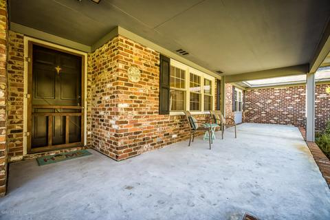 705 Pine St, Hampstead, NC 28443 photo 38