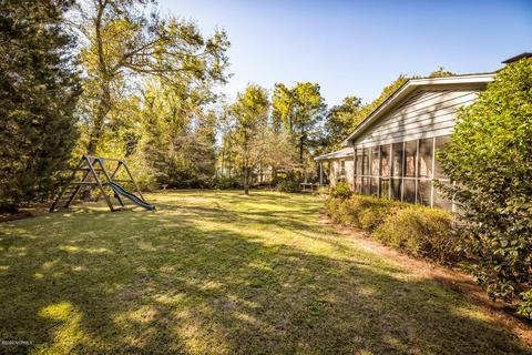 705 Pine St, Hampstead, NC 28443 photo 21