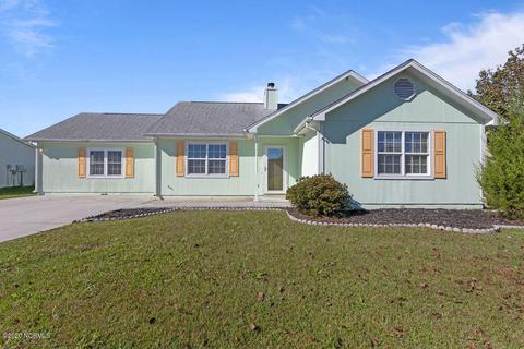 412 Dion Dr, Hubert, NC 28539 photo 2