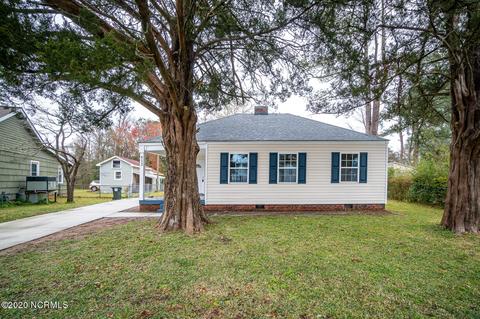912 Christopher Ave, New Bern, NC 28560 photo 1