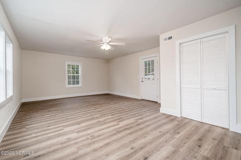 912 Christopher Ave, New Bern, NC 28560 photo 4