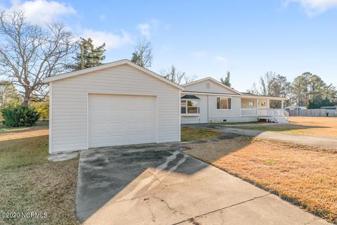 706 Hubert Blvd, Hubert, NC 28539 photo 3