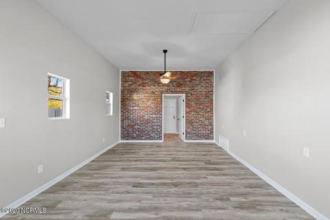 706 Hubert Blvd, Hubert, NC 28539 photo 9