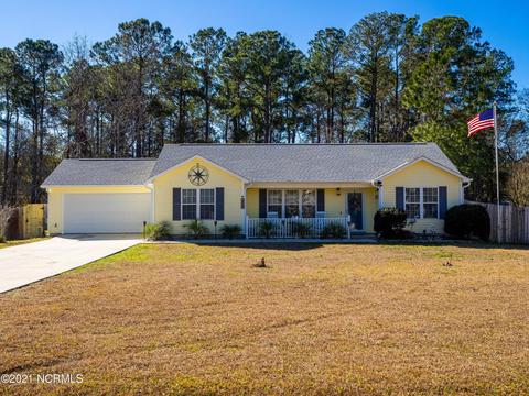 126 Marcil Ln, Hampstead, NC 28443 photo 1