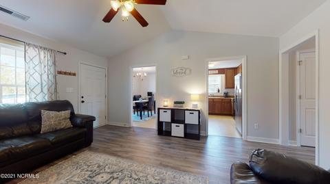 113 Blueberry Fields Rd, Maple Hill, NC 28454 photo 7