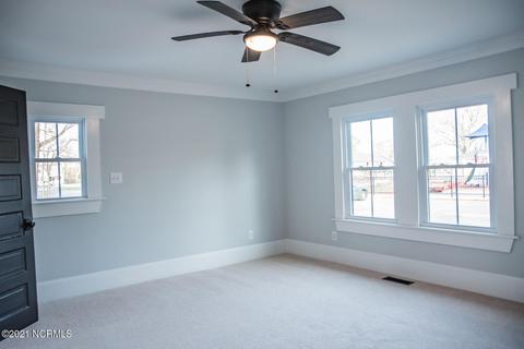 285 Fourth St, Ayden, NC 28513 photo 38