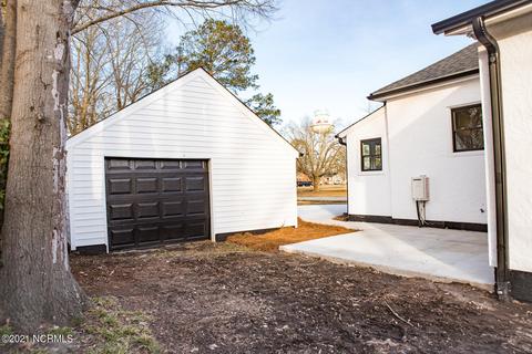 285 Fourth St, Ayden, NC 28513 photo 8