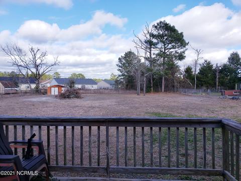 105 Nutfield Dr, Hubert, NC 28539 photo 4