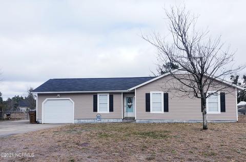 105 Nutfield Dr, Hubert, NC 28539 photo 1