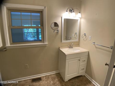 92 Clarendon Ave, Bath, NC 27808 photo 9