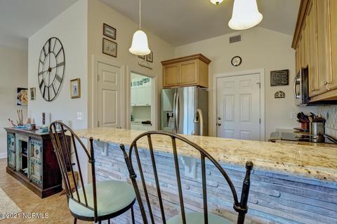 502 Castle Bay Dr, Hampstead, NC 28443 photo 21