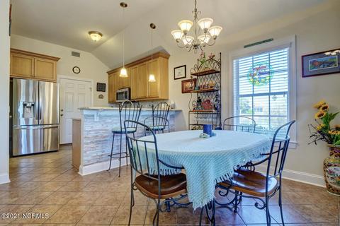 502 Castle Bay Dr, Hampstead, NC 28443 photo 18