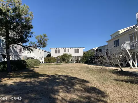 413 3rd St, Sunset Beach, NC 28468 photo 1