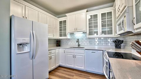 401 4th St, Sunset Beach, NC 28468 photo 32