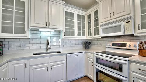 401 4th St, Sunset Beach, NC 28468 photo 35