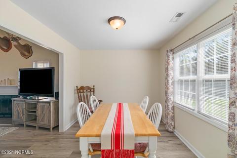 103 Spain Dr, Hubert, NC 28539 photo 10