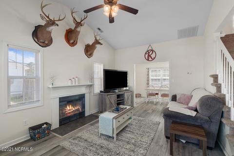 103 Spain Dr, Hubert, NC 28539 photo 8