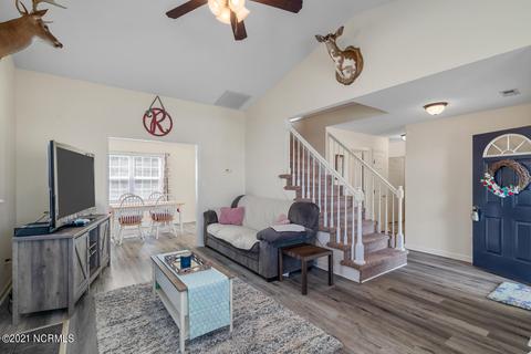 103 Spain Dr, Hubert, NC 28539 photo 9