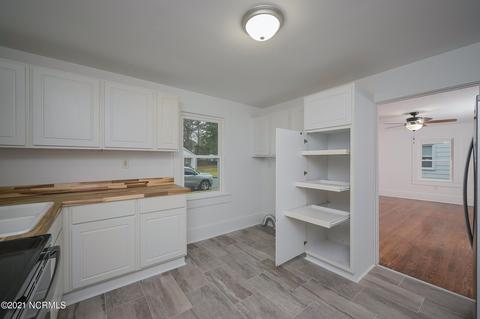 326 E 14th St, Washington, NC 27889 photo 13