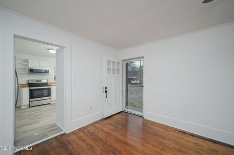 326 E 14th St, Washington, NC 27889 photo 4