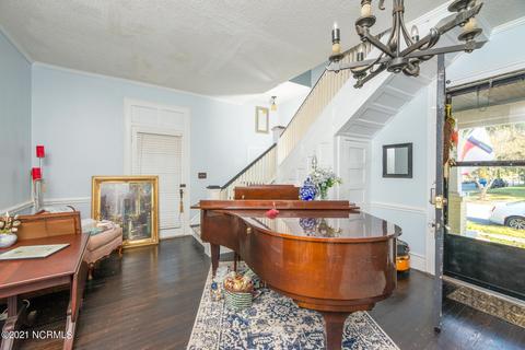 331 E Main St, Washington, NC 27889 photo 6