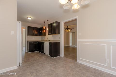 106 Fodder Dr, Hubert, NC 28539 photo 16