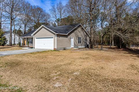 106 Fodder Dr, Hubert, NC 28539 photo 3