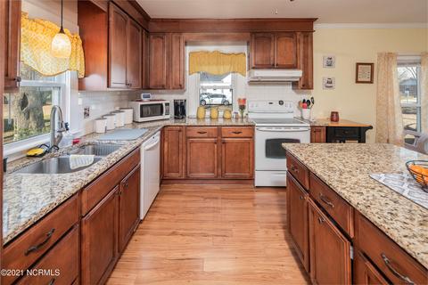 370 Second St, Ayden, NC 28513 photo 14