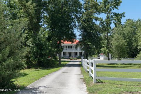 528 Captain Beam Blvd, Hampstead, NC 28443 photo 1