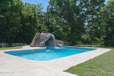 528 Captain Beam Blvd, Hampstead, NC 28443 photo 13