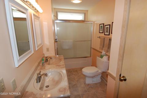 605 W Main St, Sunset Beach, NC 28468 photo 11