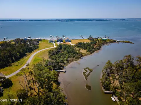 302 Quiet Cv, Gloucester, NC 28528 photo 15