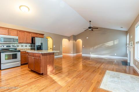 202 Demetrius Ct, Hubert, NC 28539 photo 11