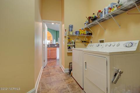 717 Castle Bay Dr, Hampstead, NC 28443 photo 18