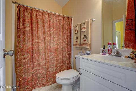 717 Castle Bay Dr, Hampstead, NC 28443 photo 15
