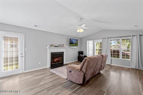 610 Raspberry Ct, Hubert, NC 28539 photo 6