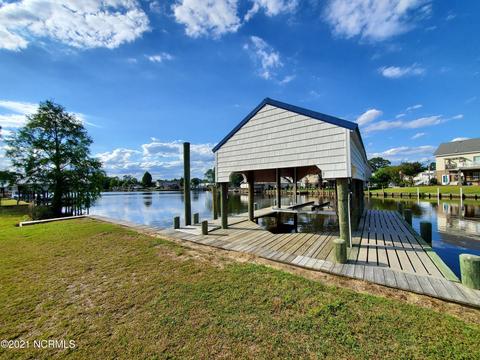 3093 Whichards Beach Rd, Chocowinity, NC 27817 photo 2