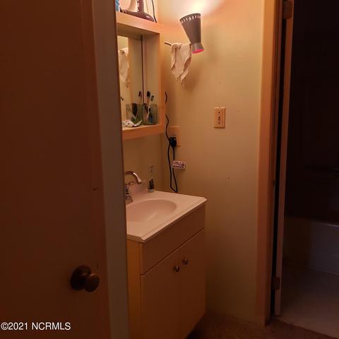 2026 Bay Dr, Kill Devil Hills, NC 27948 photo 8
