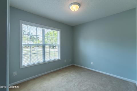 112 Holly Tree Ln, Hampstead, NC 28443 photo 19
